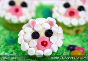 Easter Lamb Face Cupcakes