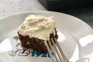 Moist Gingerbread Cake