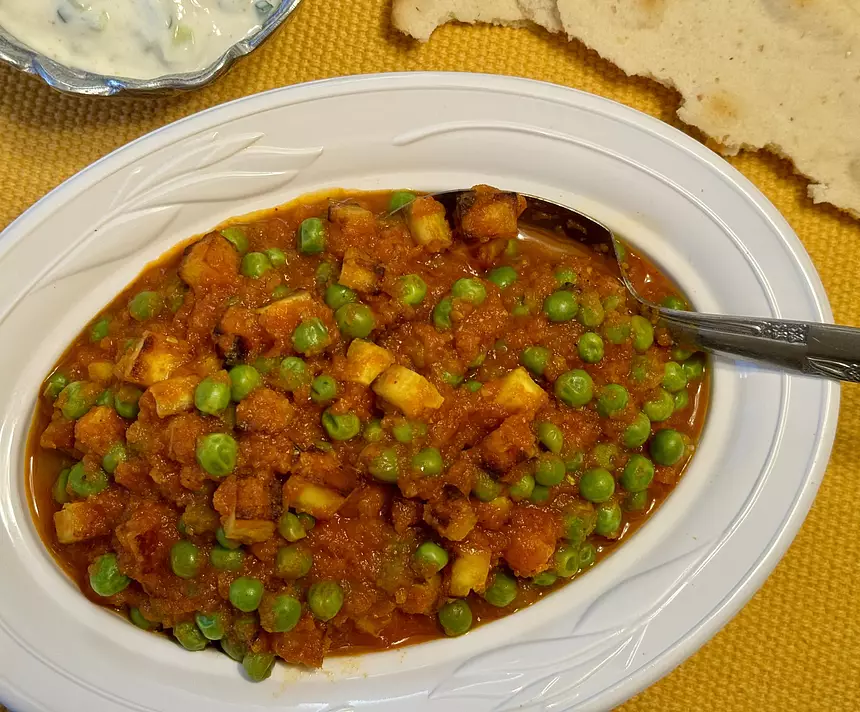 Mattar Paneer (Peas and Cheese)