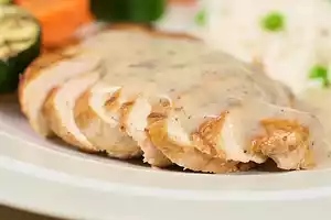 Grilled Chicken with Creamy Herb Sauce