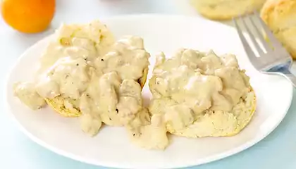 American Biscuits with Sausage and Gravy