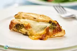 Chicken Breasts Stuffed with Spinach and Provolone