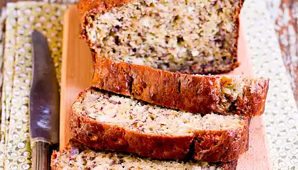 Moist Dried Fruit Banana Bread 