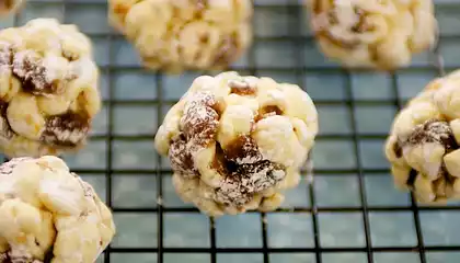 Rum and Raisin Christmas Popcorn Balls 