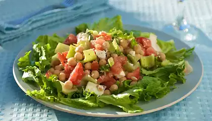 15 Minute Greek Garbanzo Bean Salad