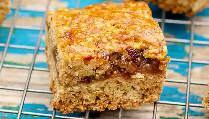 Date Squares (Healthier Version)