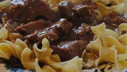 Slow Cooker Beef Tips With Gravy 