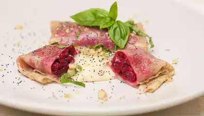 Ravioli Bundles of Roasted Beets with Roasted Garlic Sauce