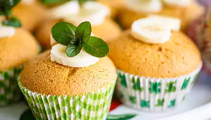 Almost Non-Fat Banana Bread Muffins