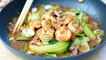 Walnut Chicken/Shrimp Stir-Fry